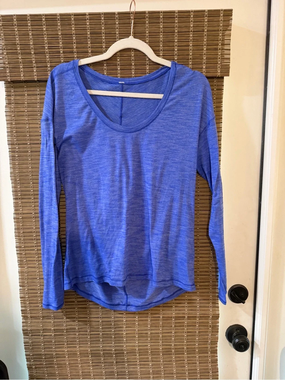 Lululemon Meant to Move Women's Heathered Blue Long-Sleeve Active Top
